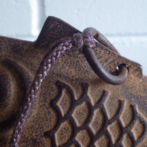 Primitive Cast Iron Fish with Rope Hanger - Picture 4 of 7